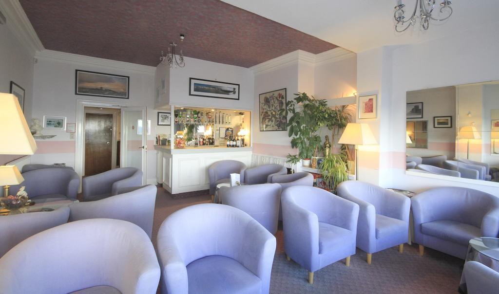 The Paragon - Guest Accommodation สการ์โบโรห์ ภายนอก รูปภาพ