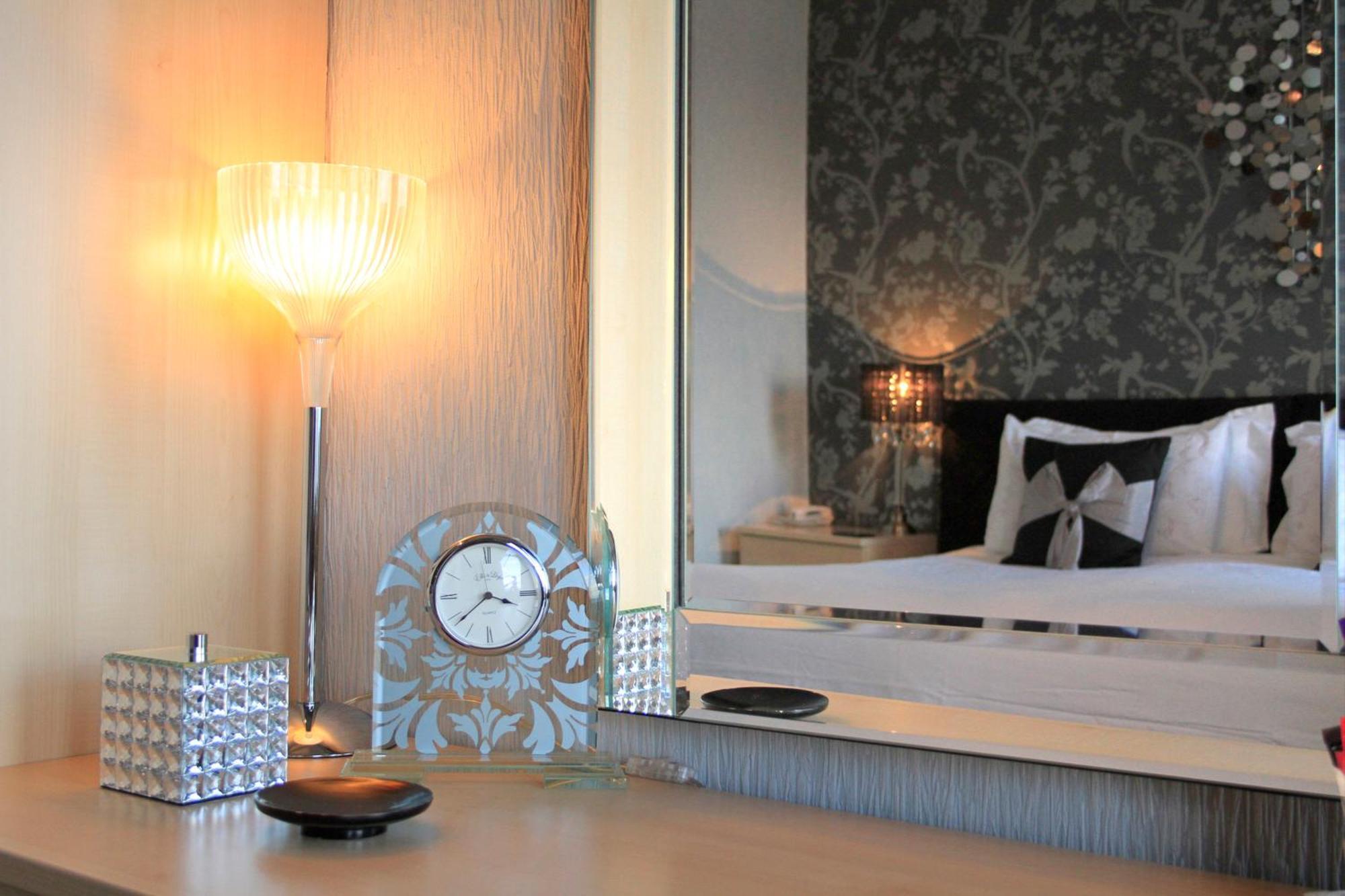 The Paragon - Guest Accommodation สการ์โบโรห์ ภายนอก รูปภาพ